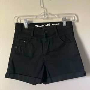 Wallflower Women's Black High Waist Shorts